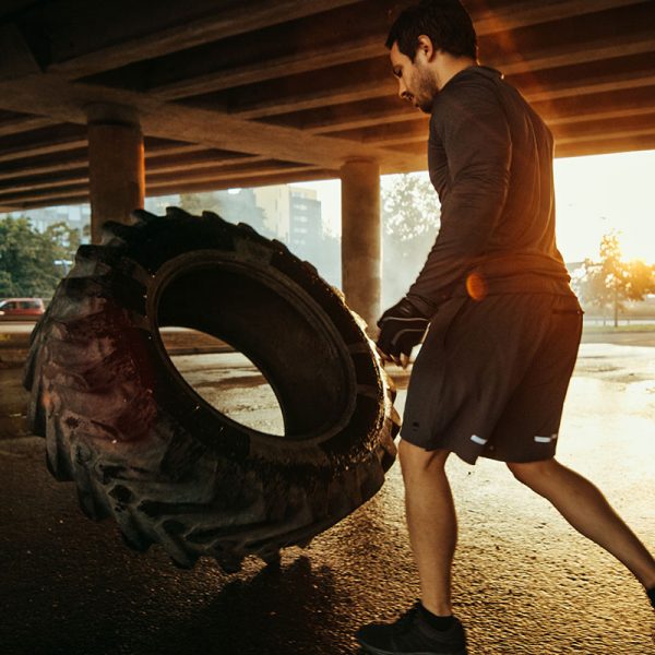 A man doing an outdoor workout early in the morning